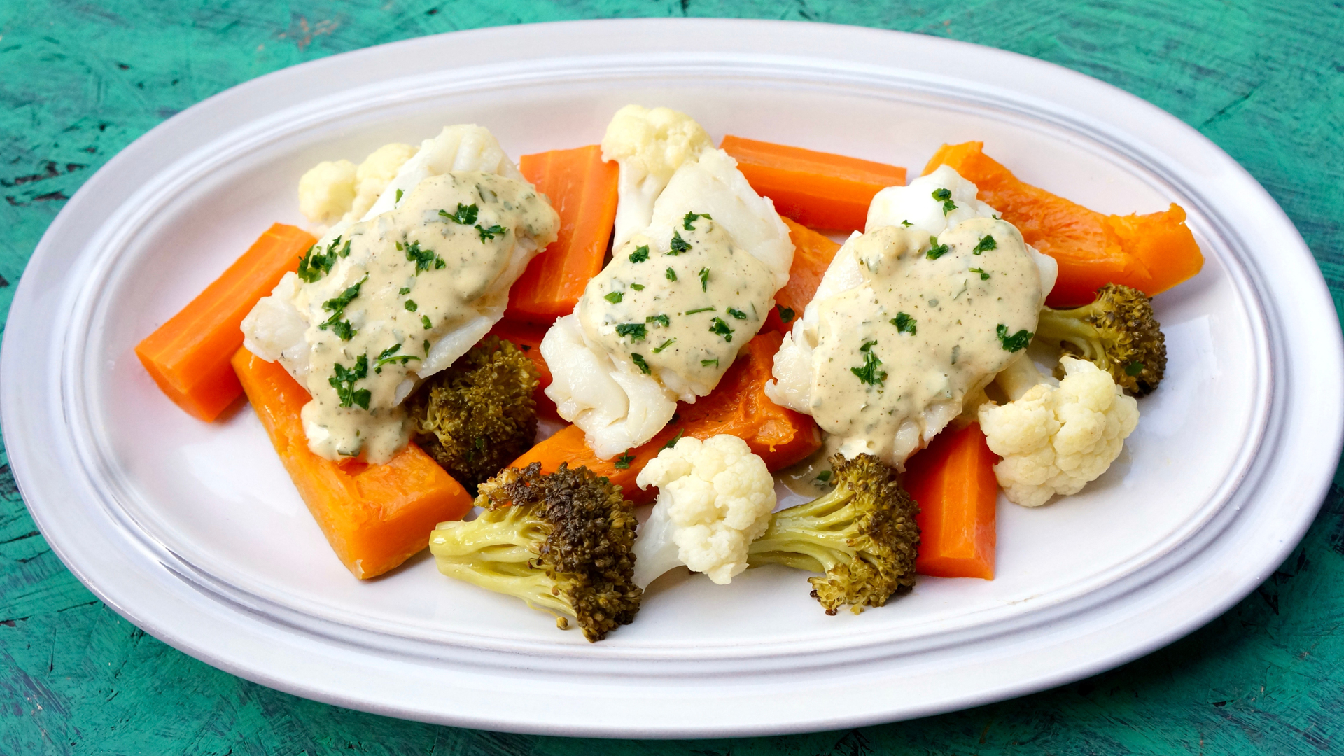 Vitaverse - Cod with creamy mustard sauce and roasted vegetables /Selenium+/